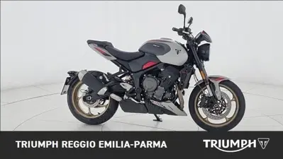 Triumph Trident 800 (2026) usata