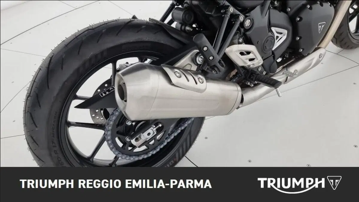 Triumph Thruxton 400 (2026) (17)