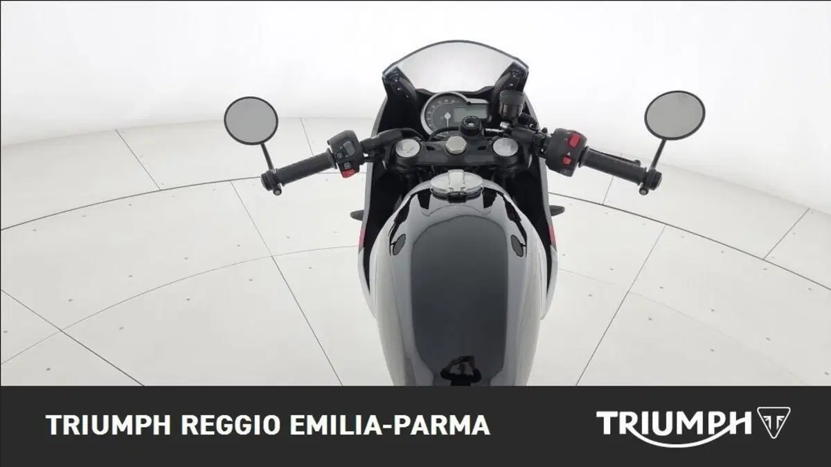 Triumph Thruxton 400 (2026) (15)