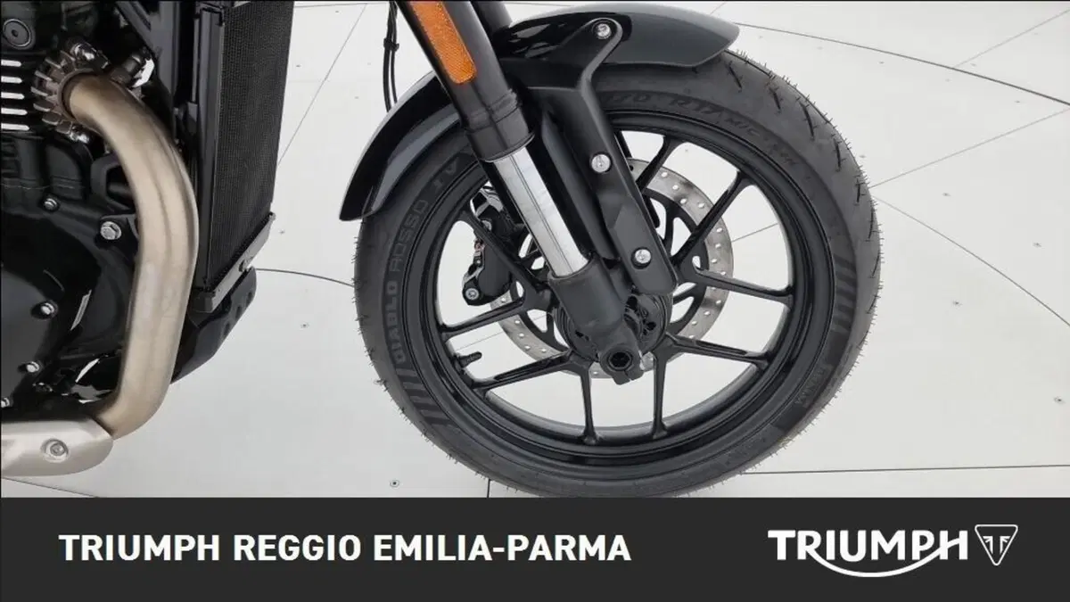 Triumph Thruxton 400 (2026) (21)