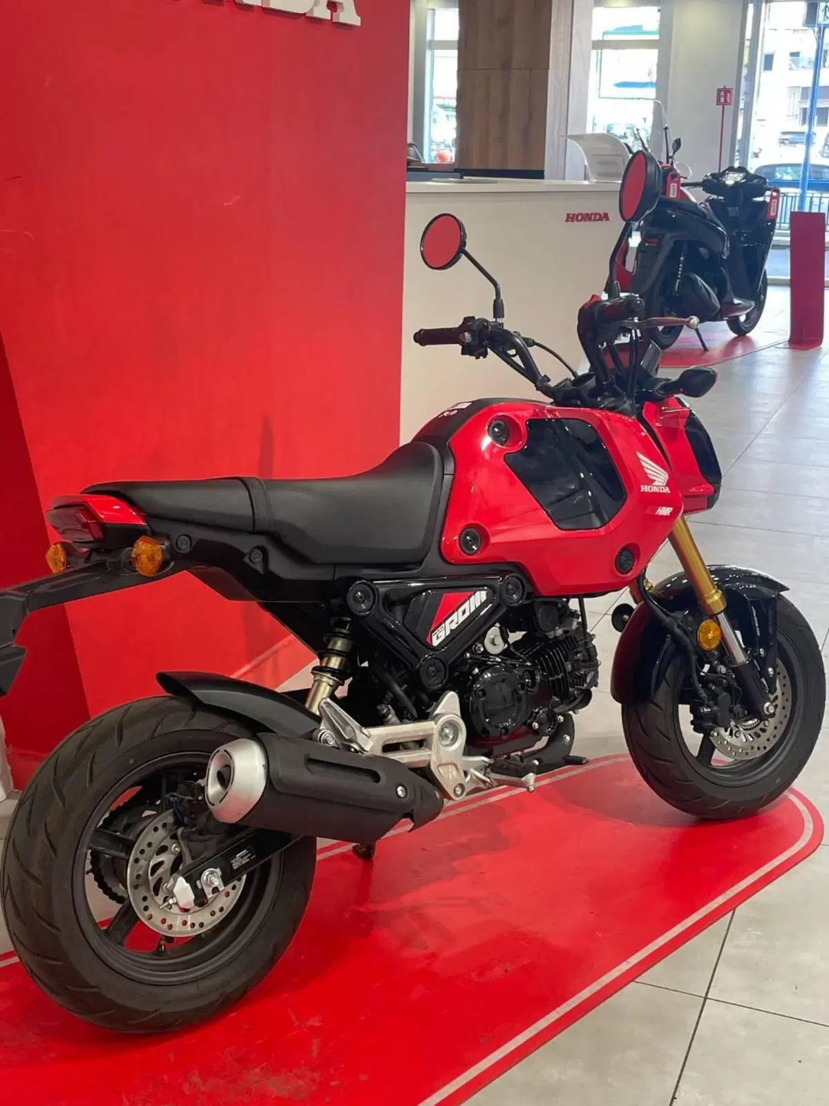 Honda MSX 125 Grom (2021 - 26) (4)