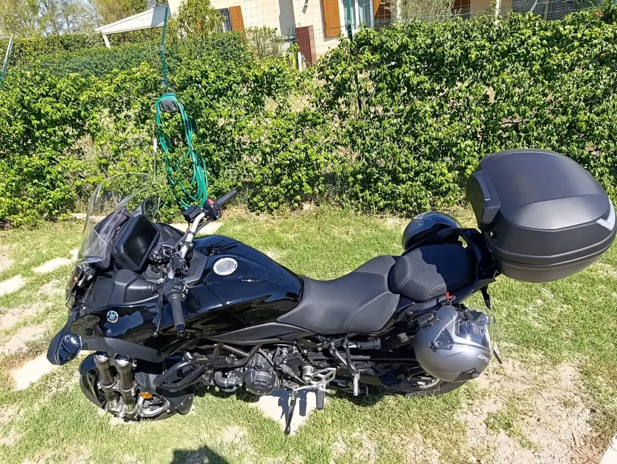 Yamaha Niken 890 GT (2023 - 26) (3)