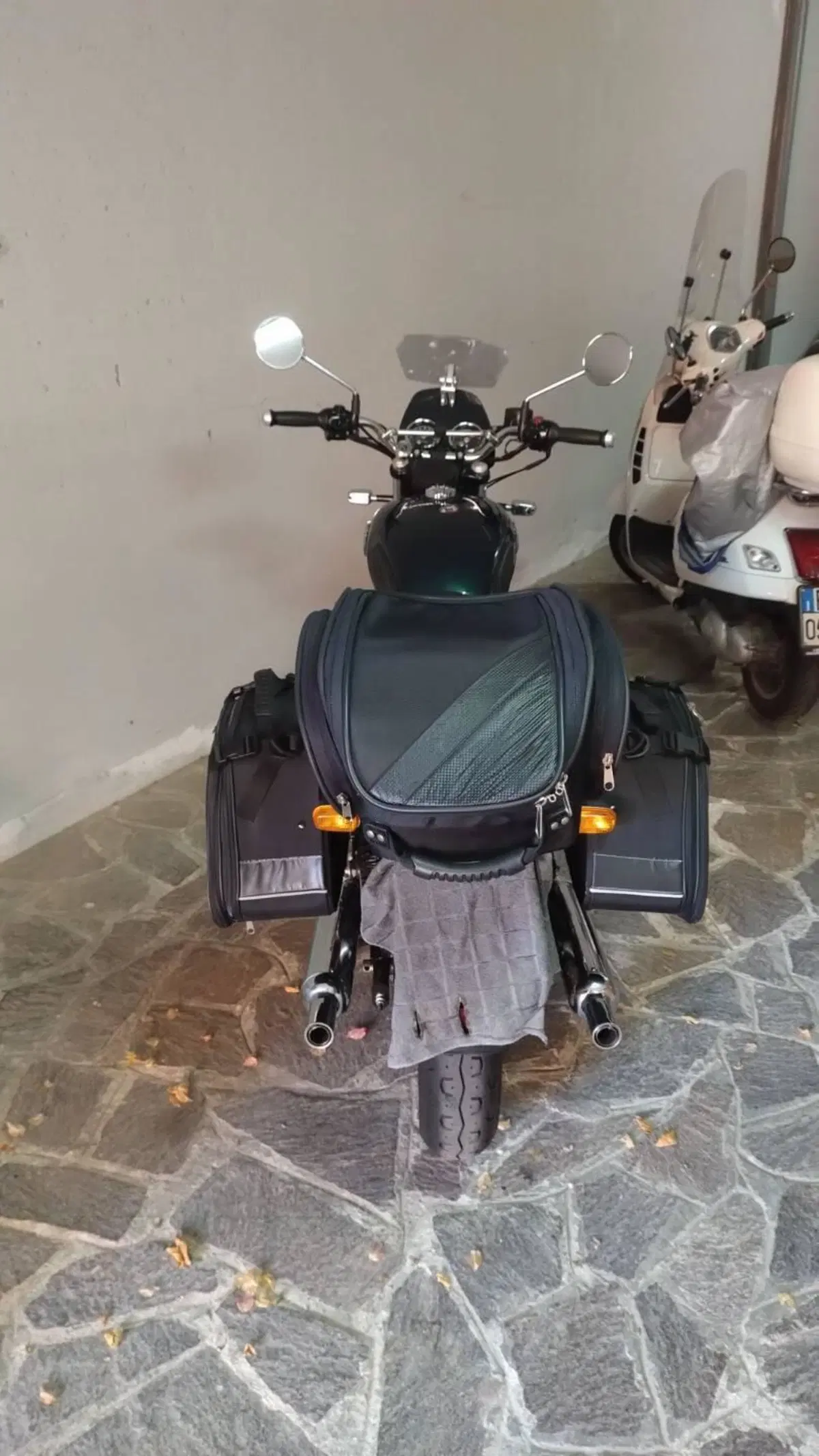 Royal Enfield Interceptor 650 (2021 - 26) (2)