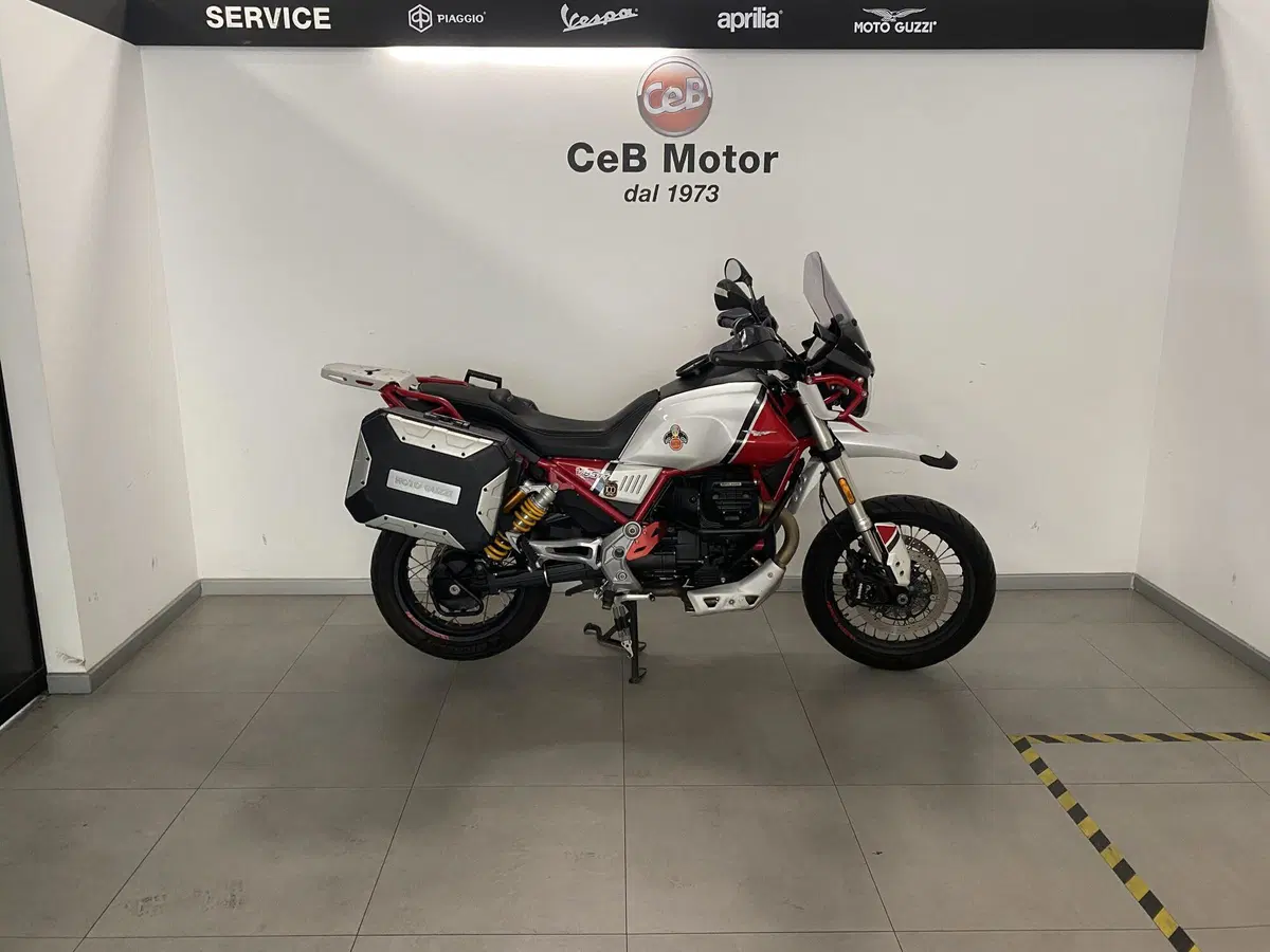 Moto Guzzi V85 TT Evocative Graphics (2019 - 20)