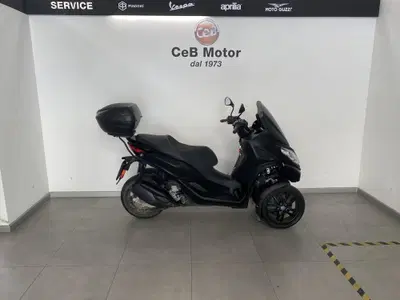 Piaggio MP3 300 Sport ABS Hpe (2021 - 24) usata