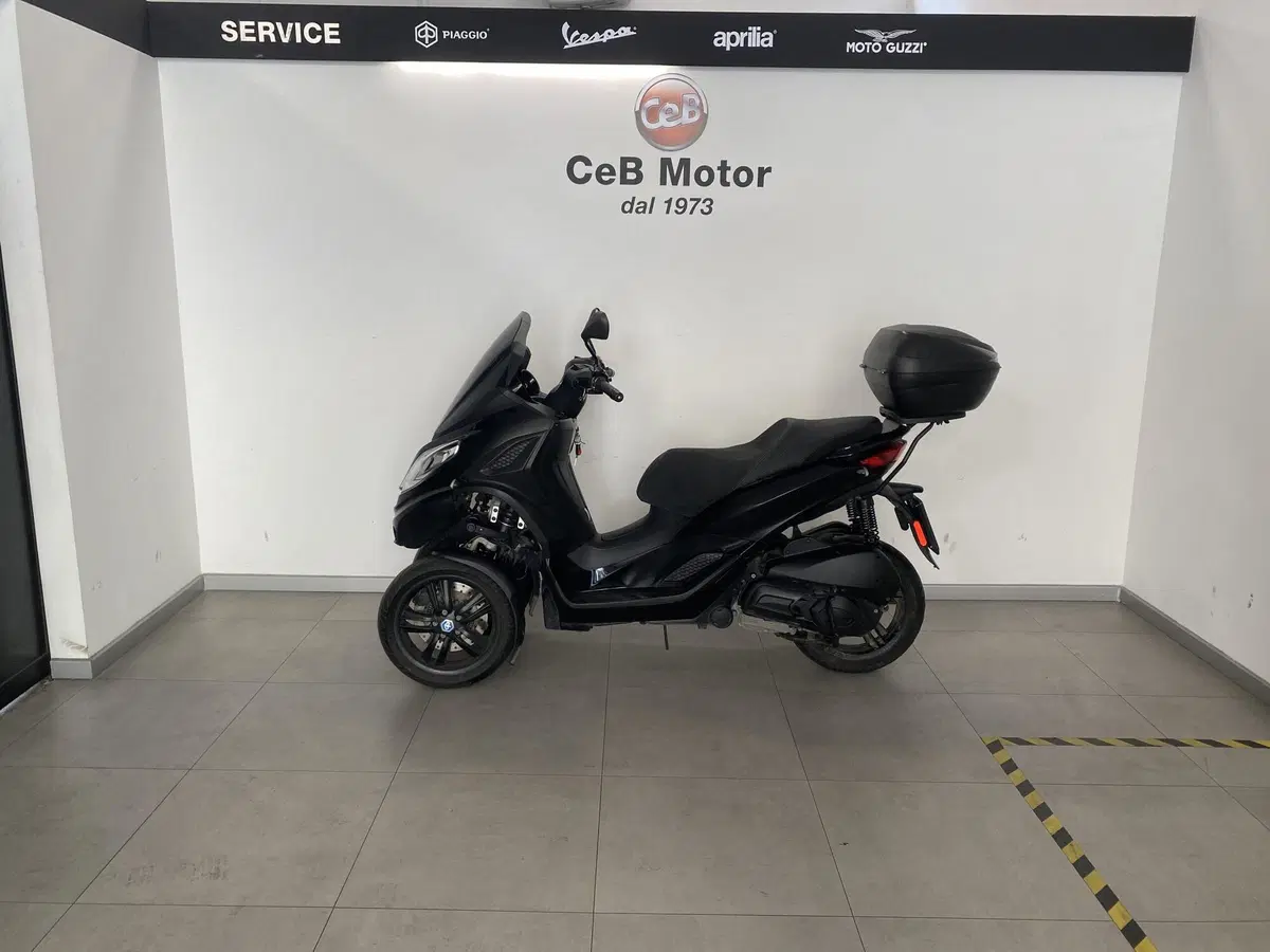 Piaggio MP3 300 Sport ABS Hpe (2021 - 24) (5)