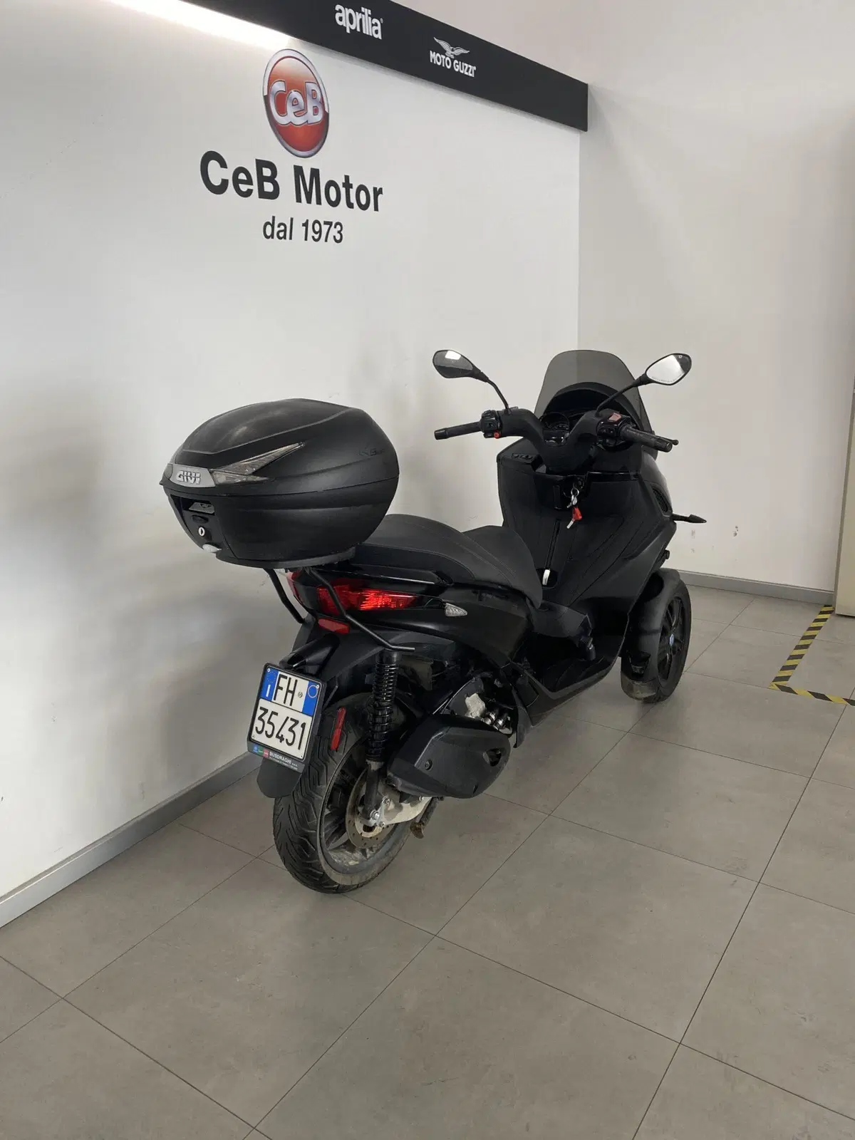 Piaggio MP3 300 Sport ABS Hpe (2021 - 24) (7)