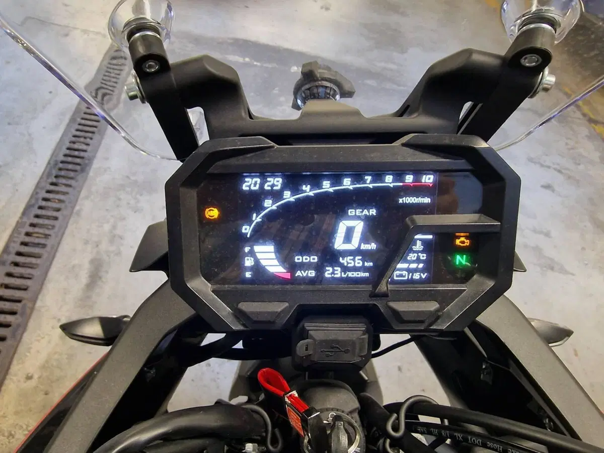 Voge Valico 300DS (2021 - 24) (4)
