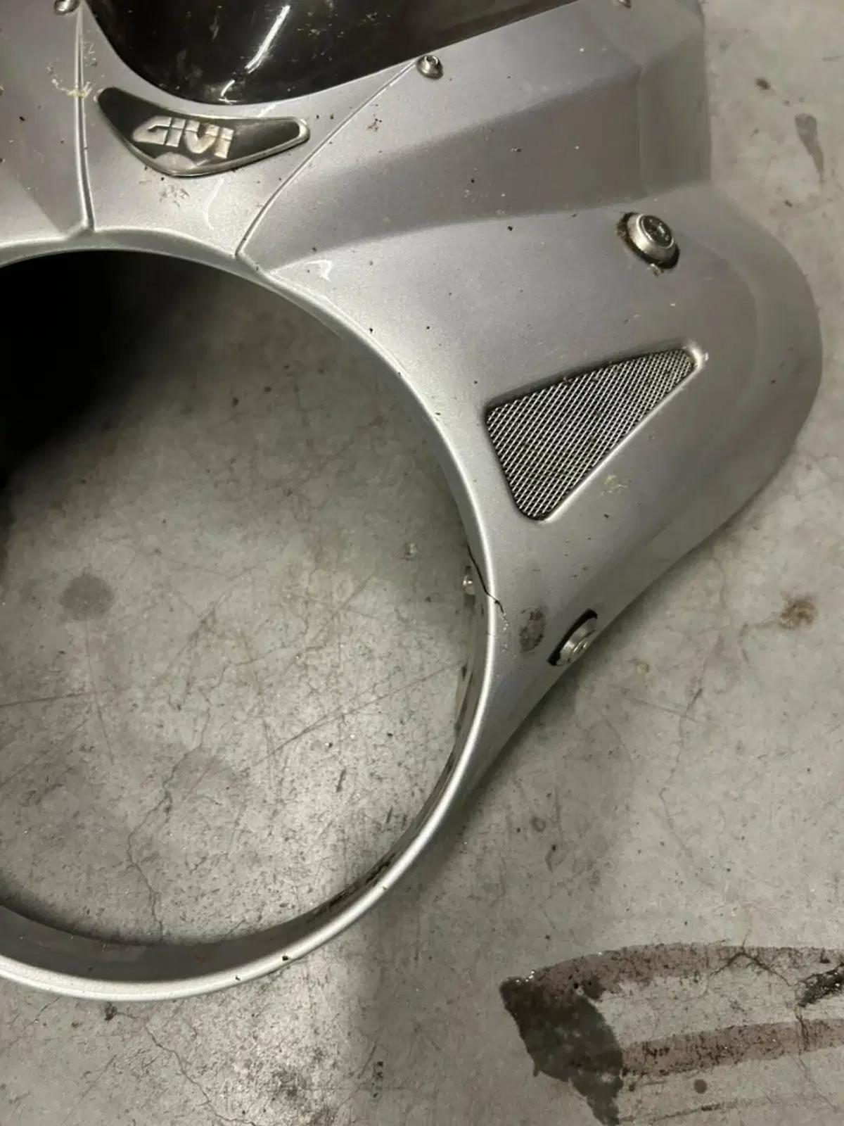 Cupolino fumè Givi Honda hornet 600 2000/2002 (4)