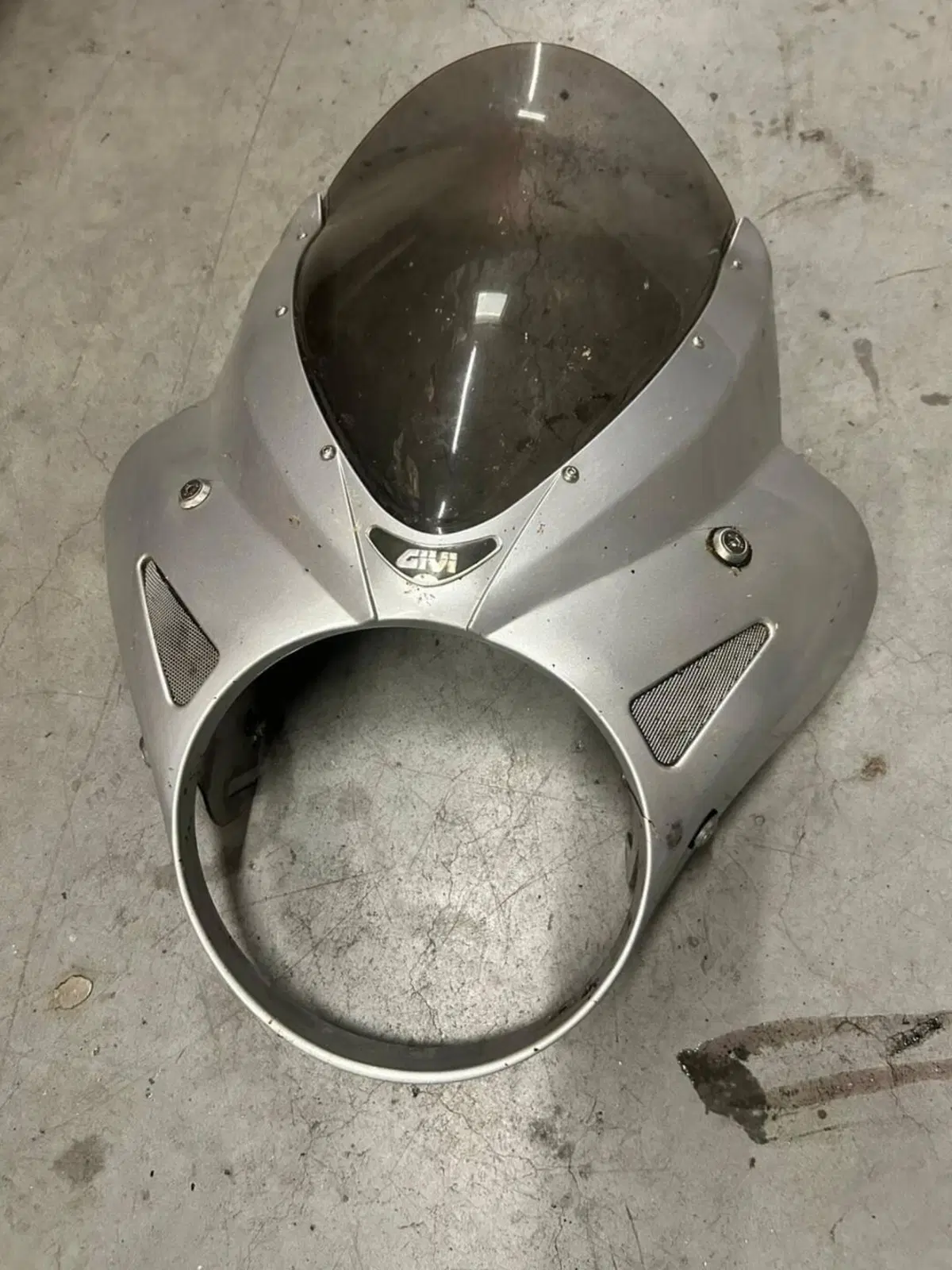 Cupolino fumè Givi Honda hornet 600 2000/2002