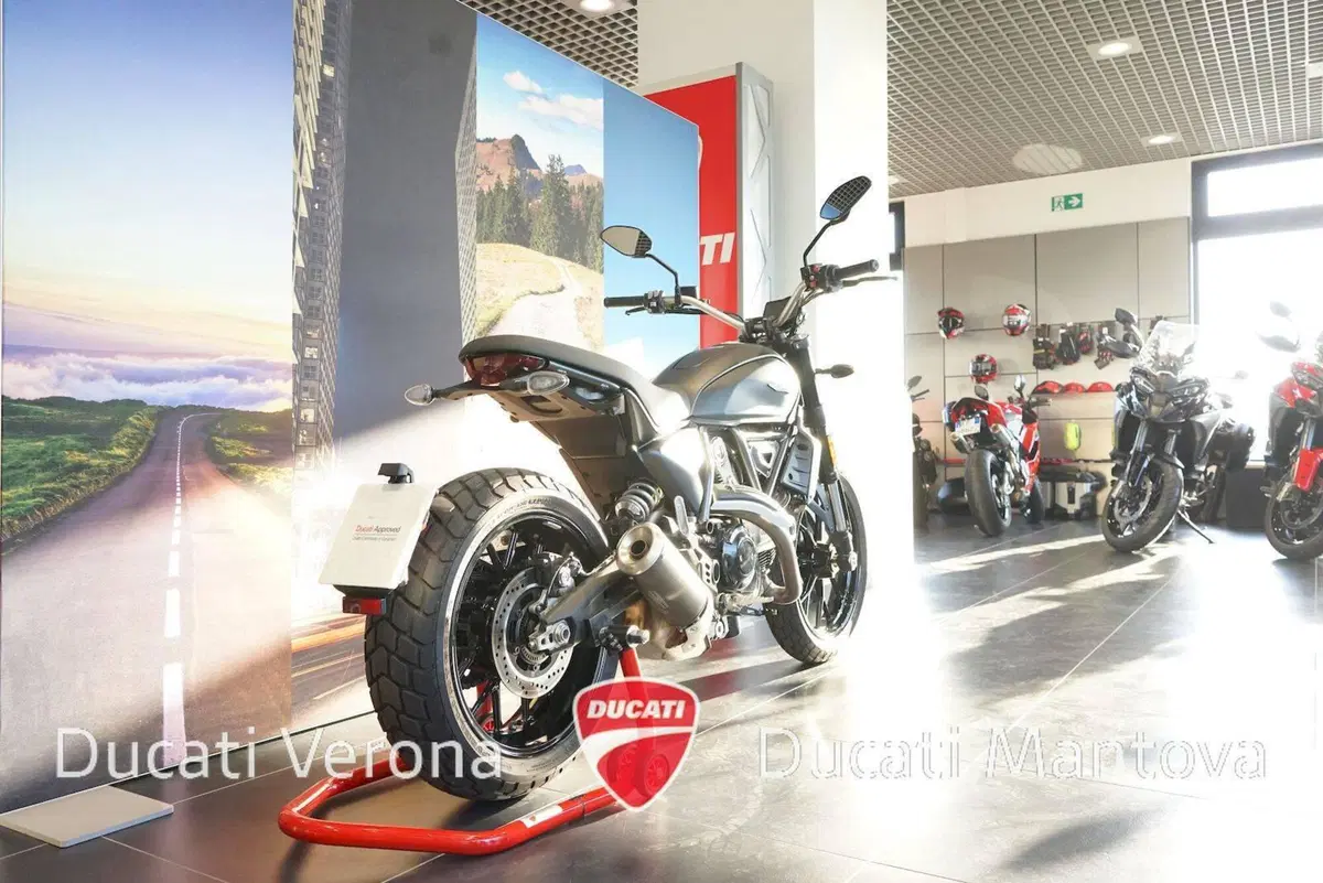 Ducati Scrambler 800 Icon Dark (2025 - 26) (5)