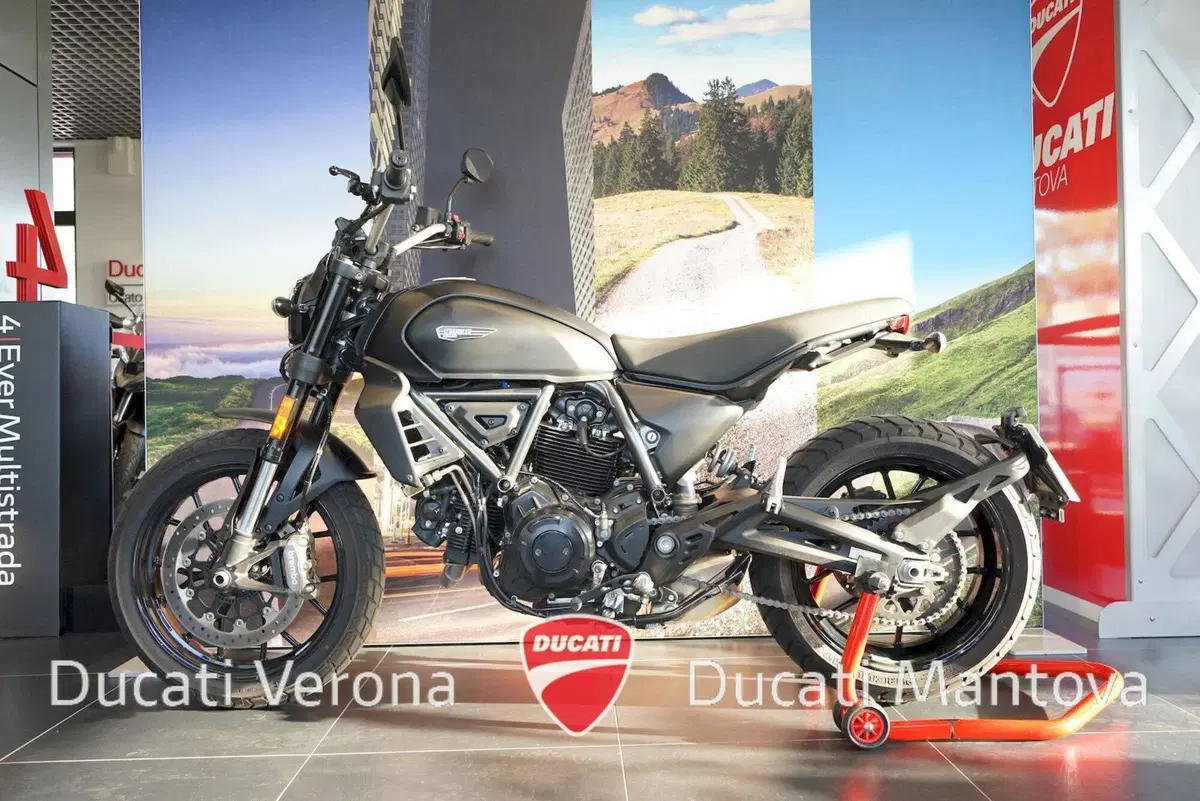 Ducati Scrambler 800 Icon Dark (2025 - 26) (8)
