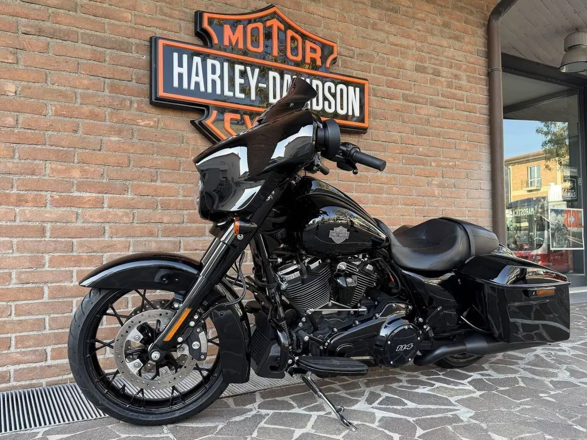 Harley-Davidson Street Glide Special (2021 - 23) (4)