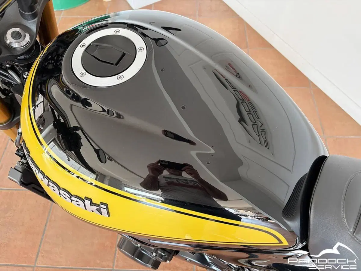 Kawasaki Z 900 RS SE (2022 - 25) (8)
