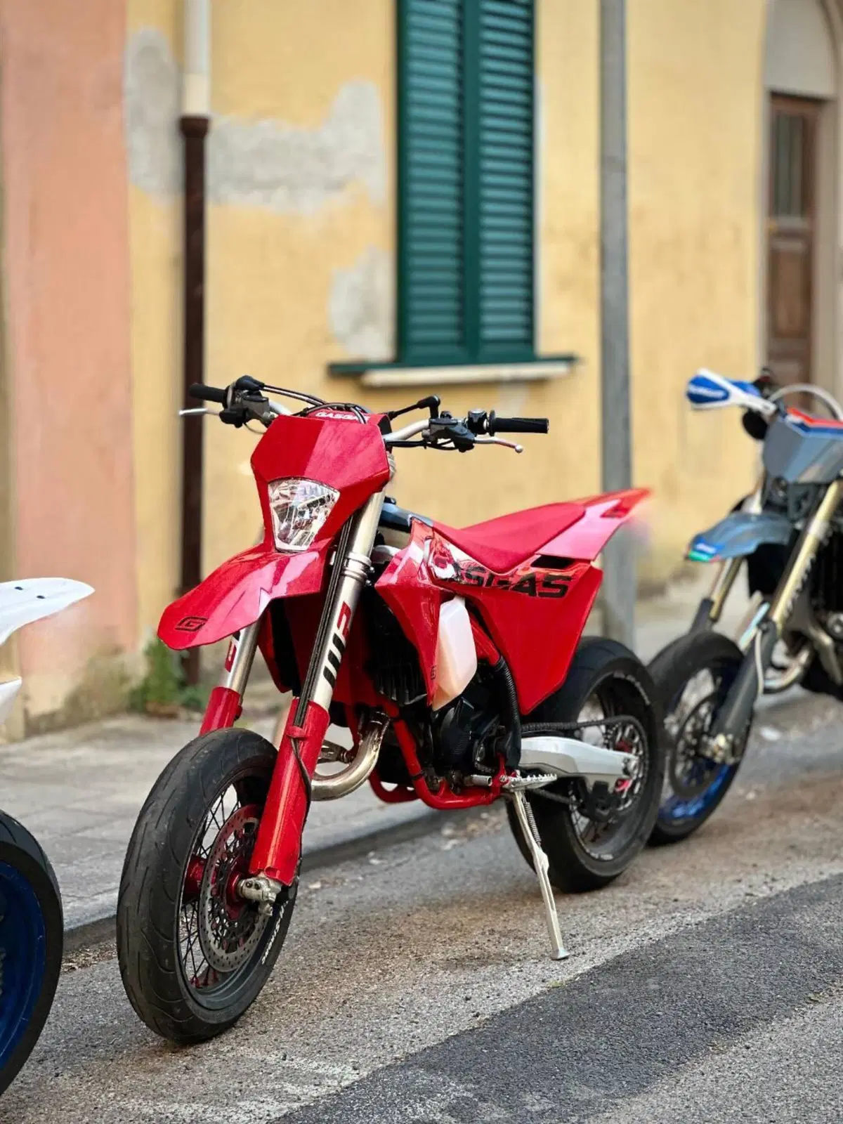 GASGAS EC 125 (2025) (4)