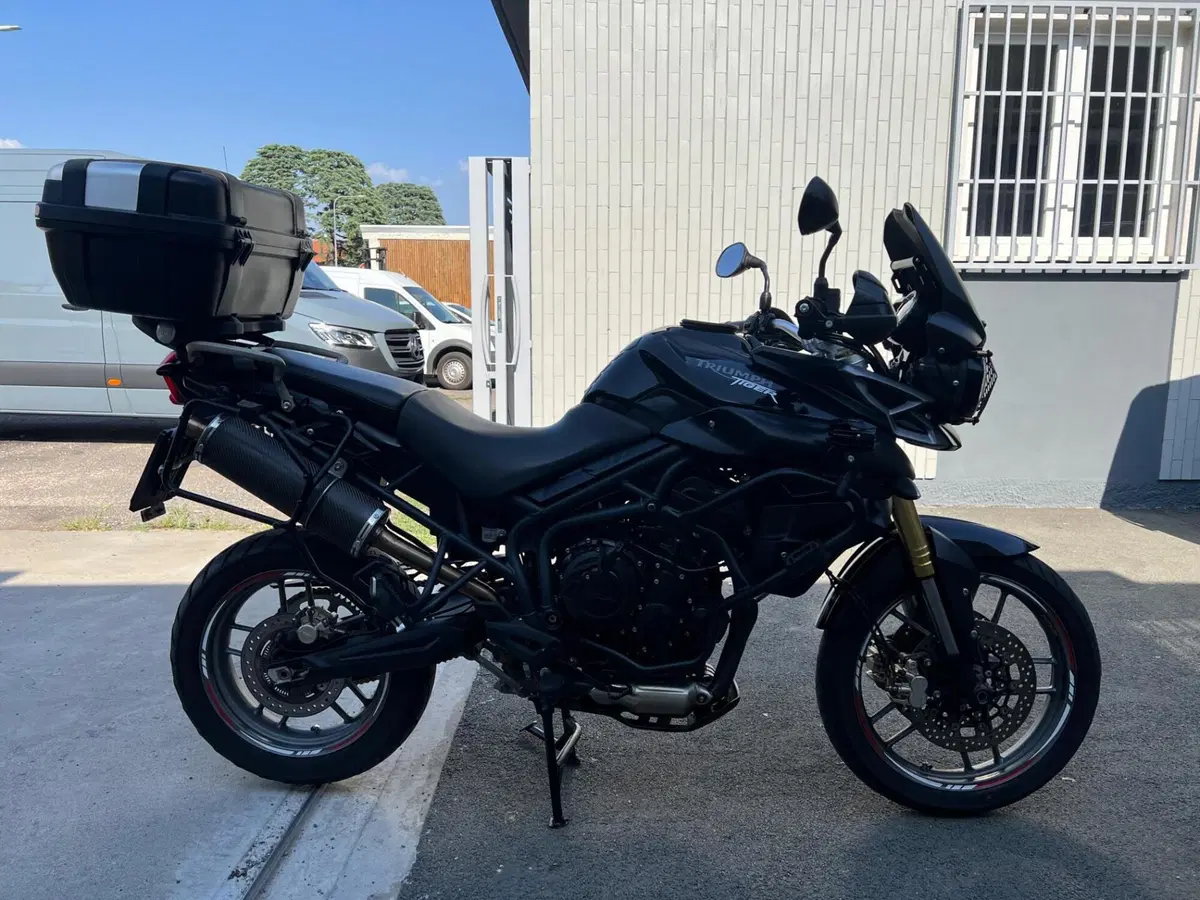 Triumph Tiger 800 ABS (2010 - 14) (2)
