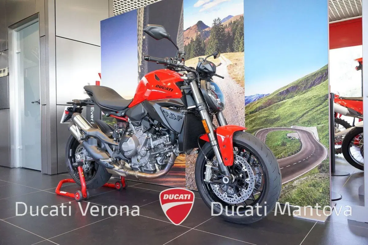 Ducati Monster 937 (2021 - 25) (2)