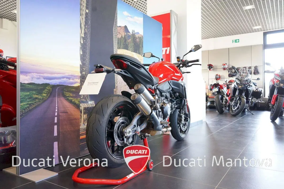Ducati Monster 937 (2021 - 25) (5)