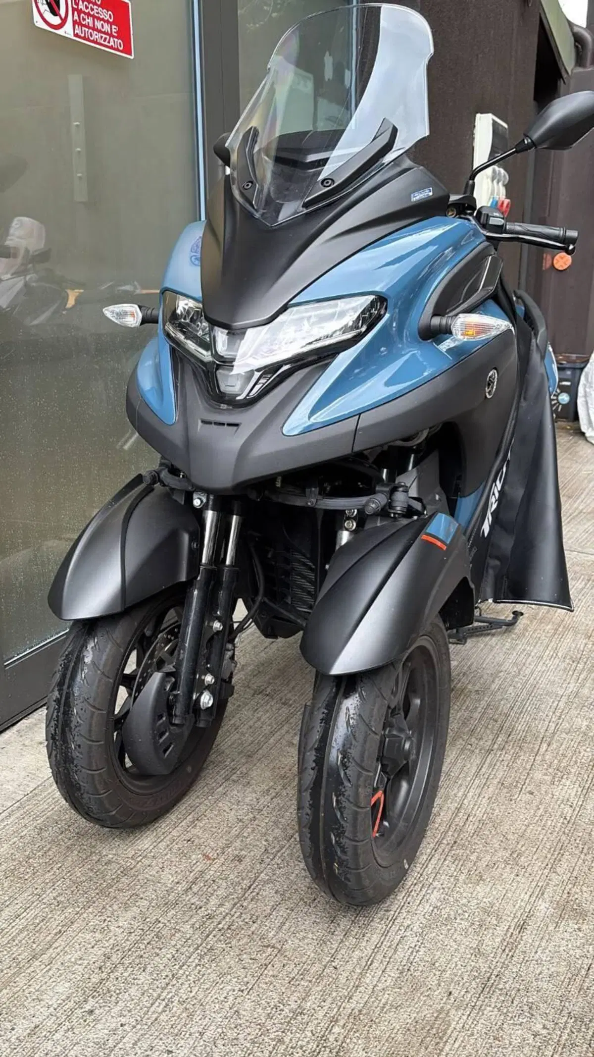 Yamaha Tricity 300 (2021 - 24) (4)