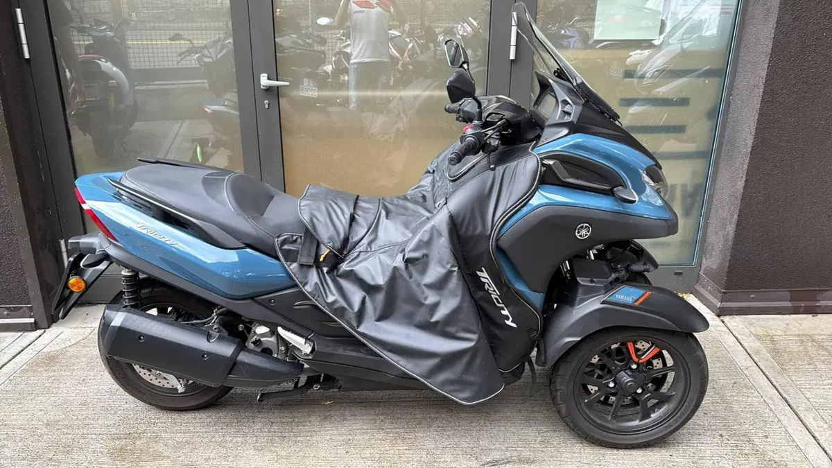Yamaha Tricity 300 (2021 - 24) (6)