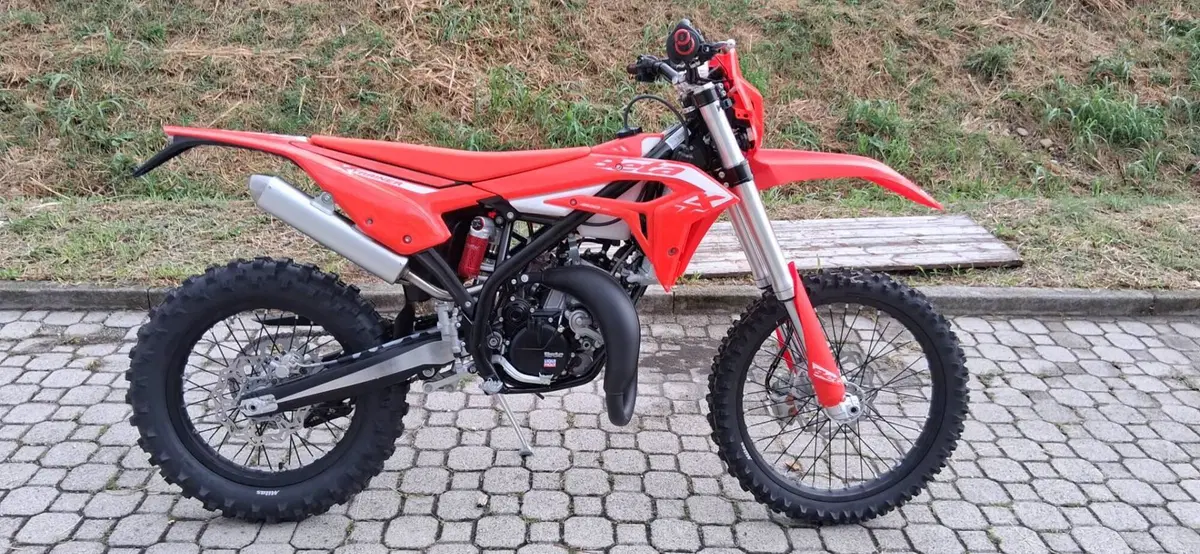 Betamotor Xtrainer 200 2T (2027)