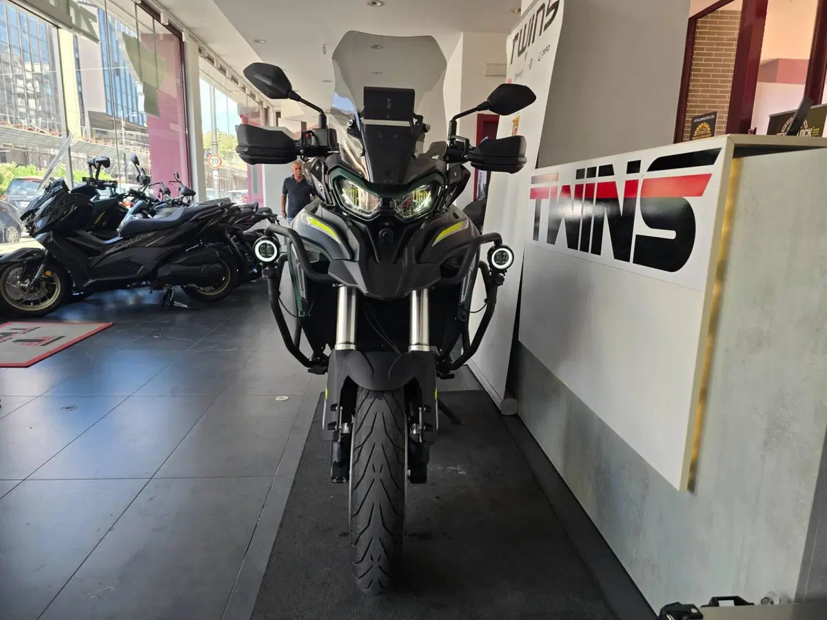 Benelli TRK 702 (2023 - 25) (3)