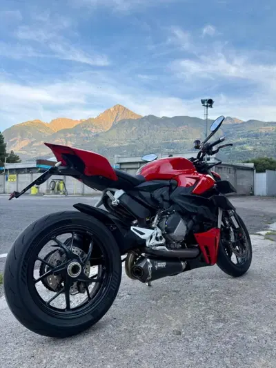 Ducati Streetfighter V2 (2022 - 24) usata