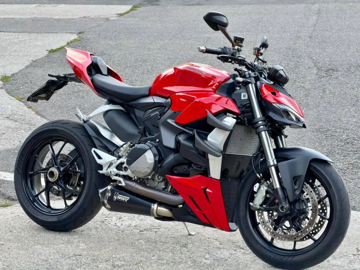 Ducati Streetfighter V2 (2022 - 24) (3)