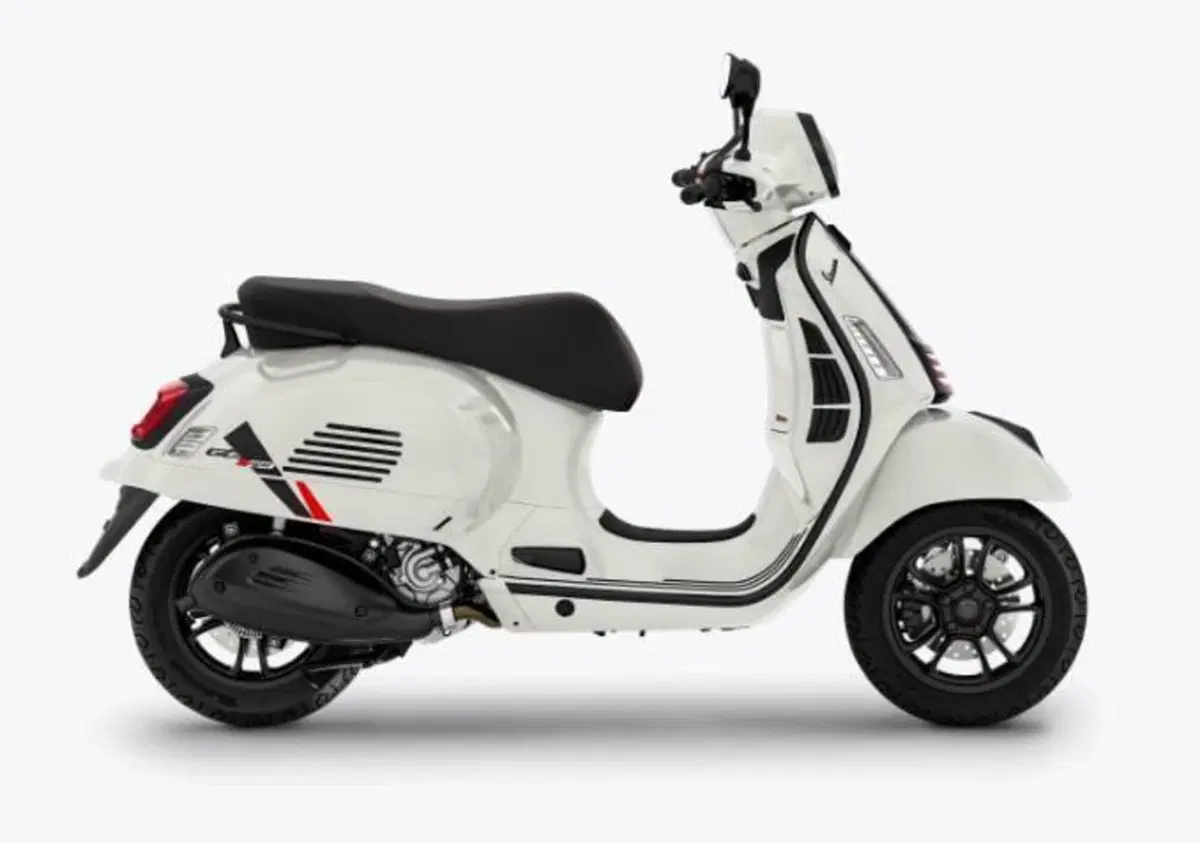 Vespa GTS 125 Supersport (2025 - 26) (4)