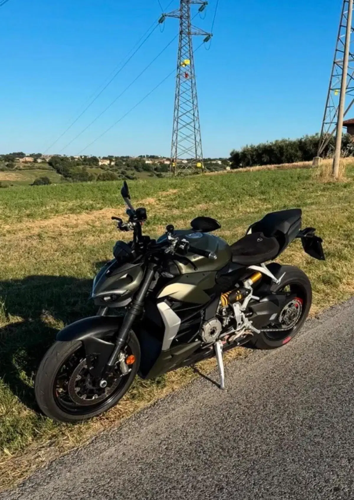 Ducati Streetfighter V2 955 Green (2022 - 23) (2)
