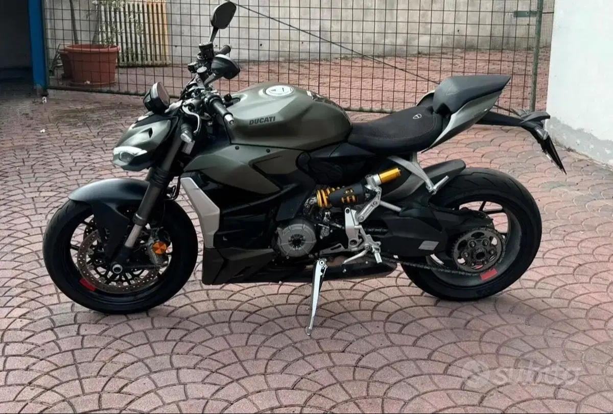 Ducati Streetfighter V2 955 Green (2022 - 23) (3)