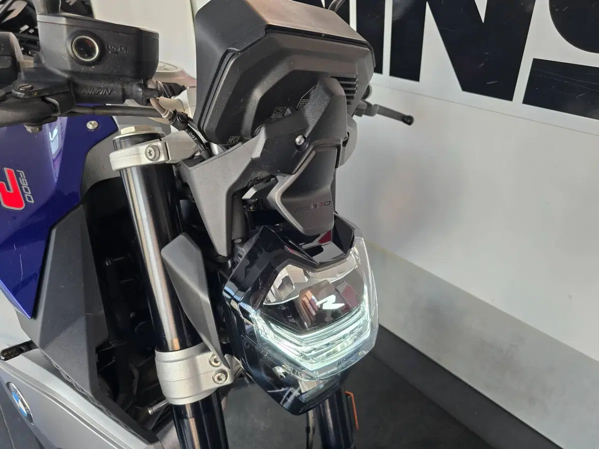 Bmw F 900 R (2021 - 24) (9)