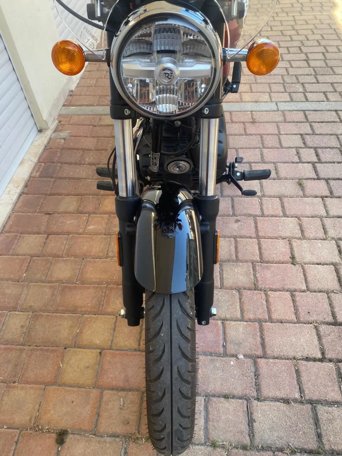 Royal Enfield Meteor 350 Aurora (2024 - 26) (12)