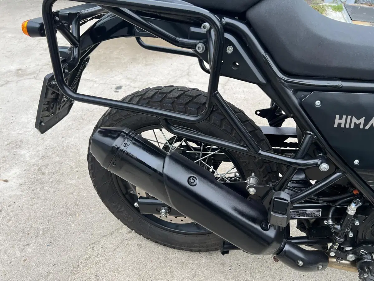 Royal Enfield Himalayan 411 (2021 - 24) (17)
