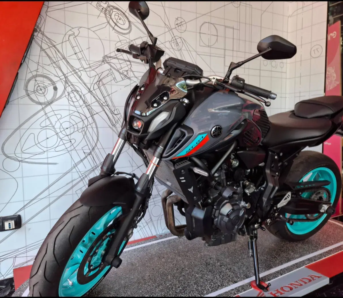 Yamaha MT-07 (2021 - 24) (3)