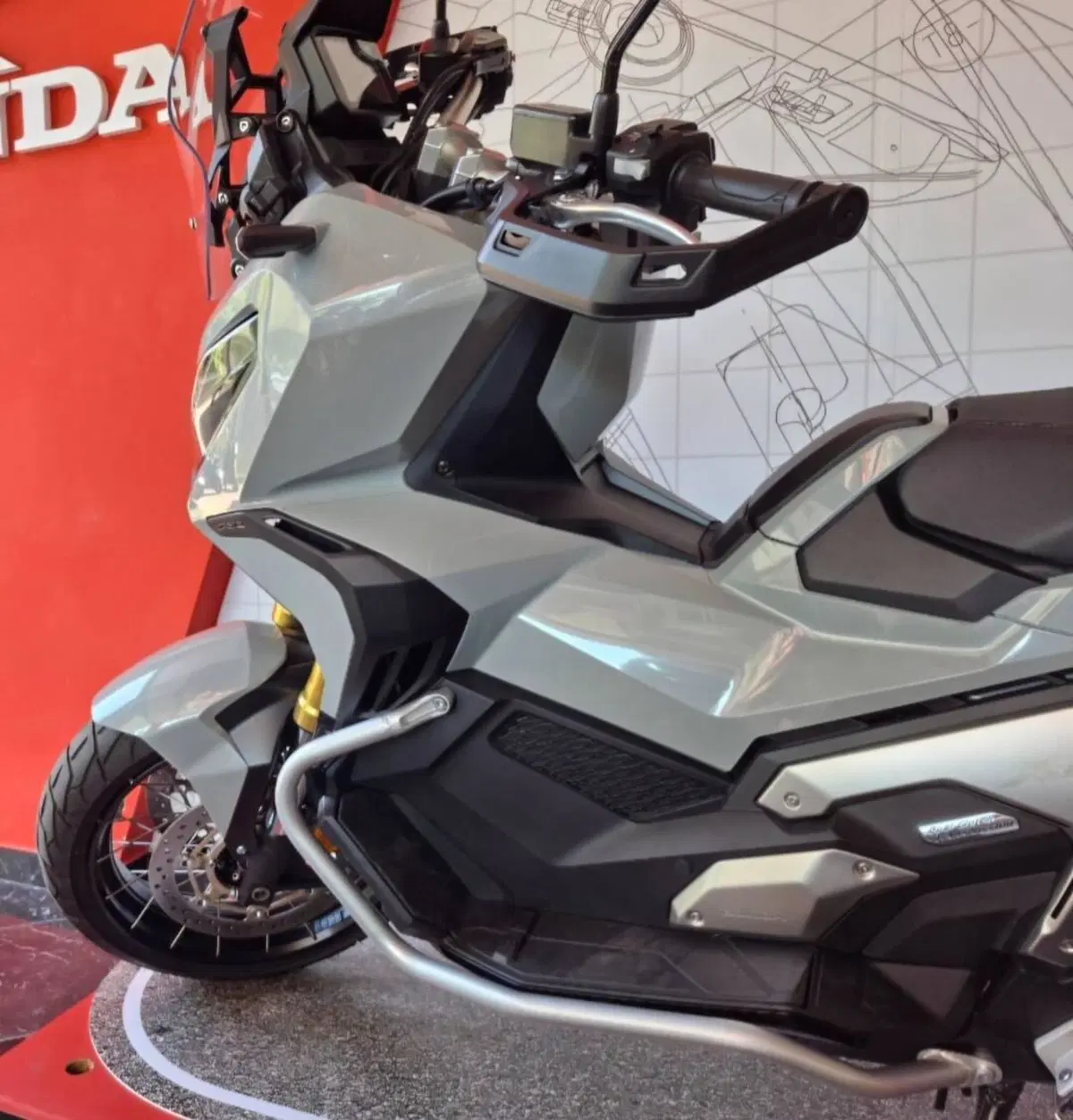 Honda X-ADV 750 DCT Gravel (2021 - 24) (4)