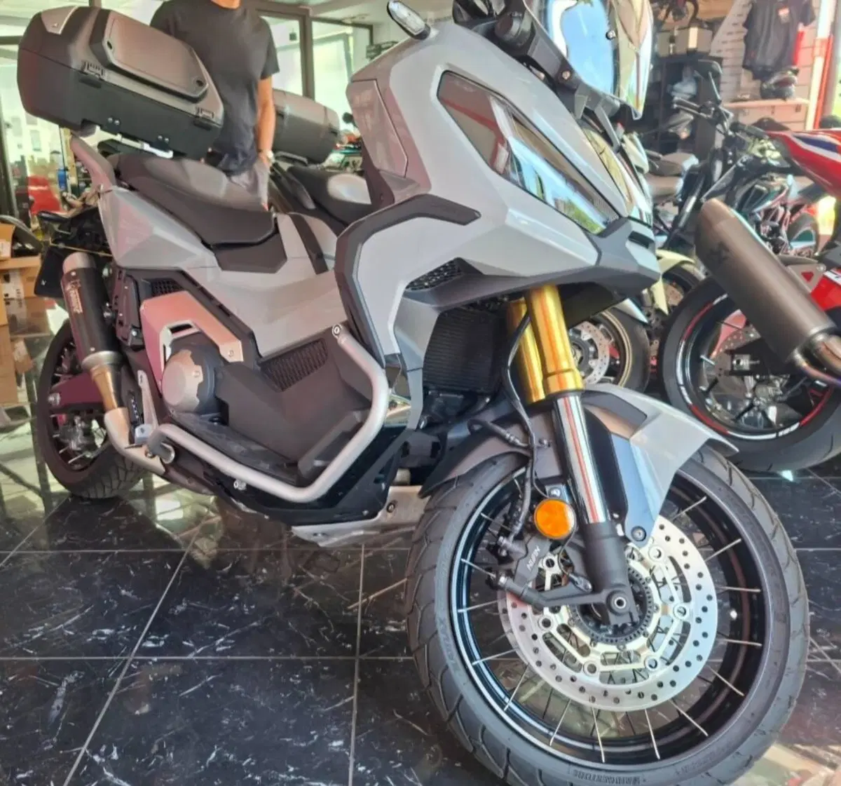 Honda X-ADV 750 DCT Gravel (2021 - 24) (8)