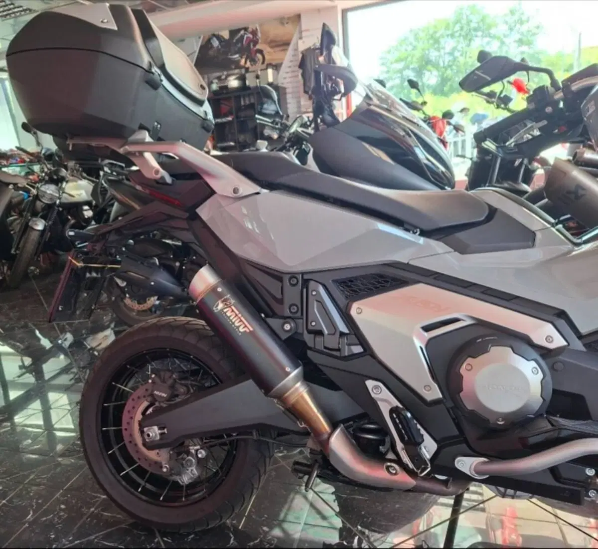 Honda X-ADV 750 DCT Gravel (2021 - 24) (10)