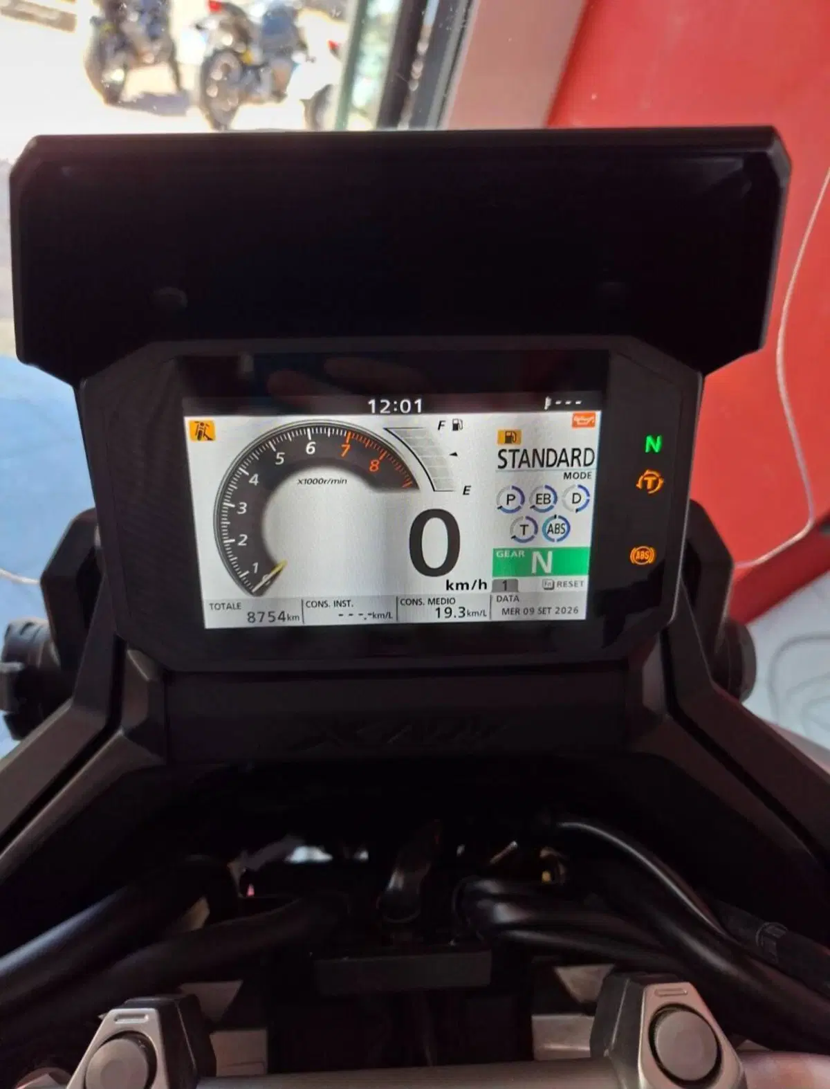 Honda X-ADV 750 DCT Gravel (2021 - 24) (13)