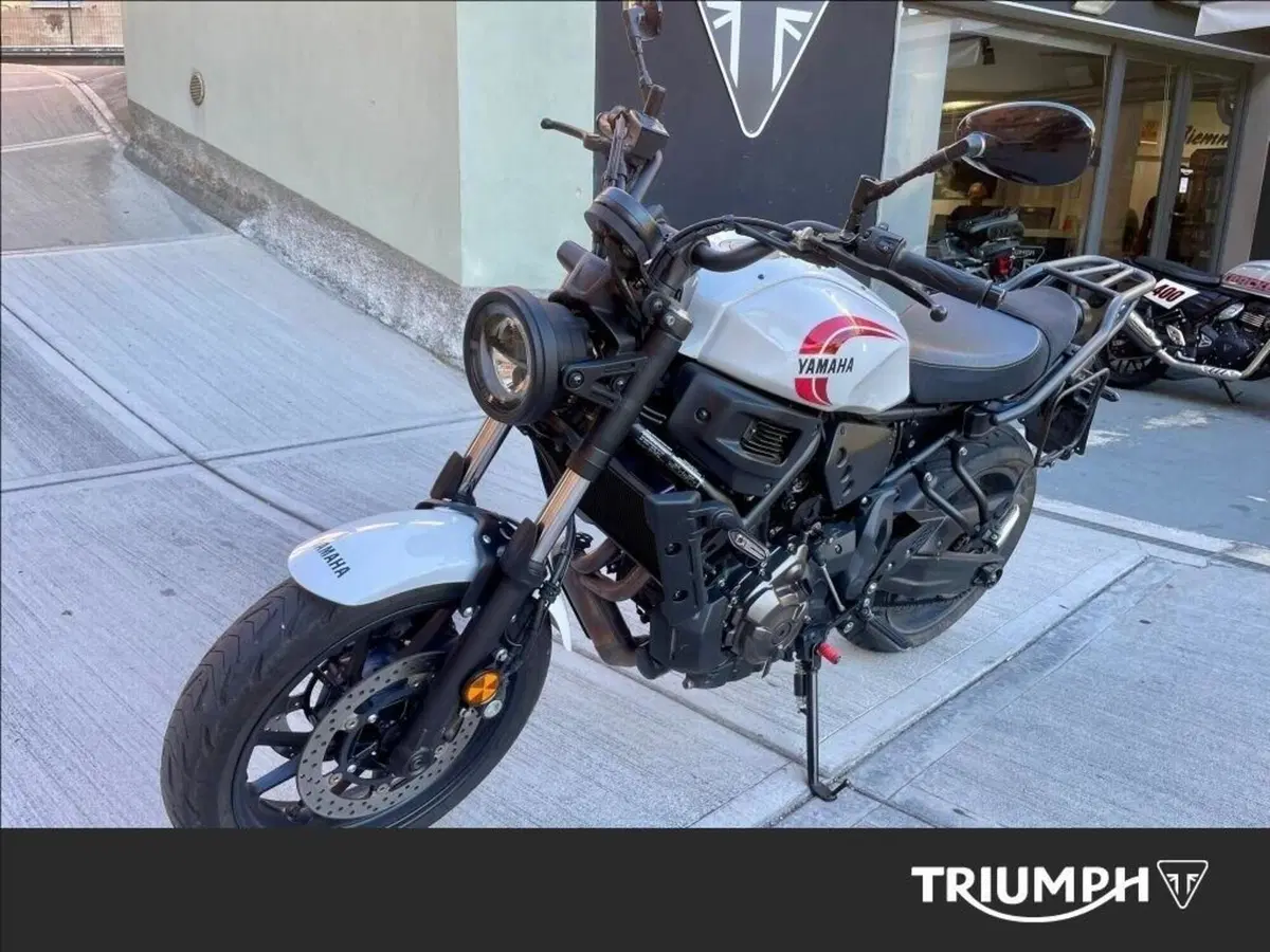 Yamaha XSR 700 (2022 - 26) (5)