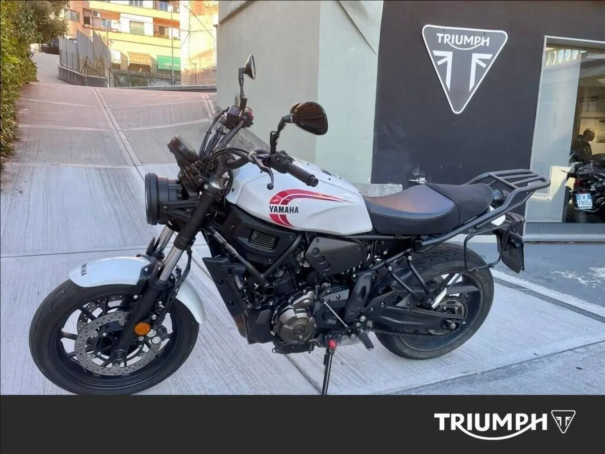 Yamaha XSR 700 (2022 - 26) (3)