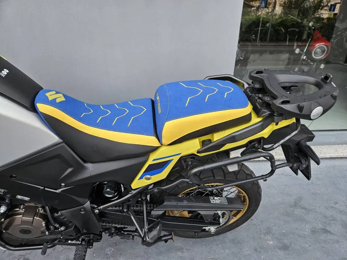 Suzuki V-Strom 1050DE (2023 - 24) (10)