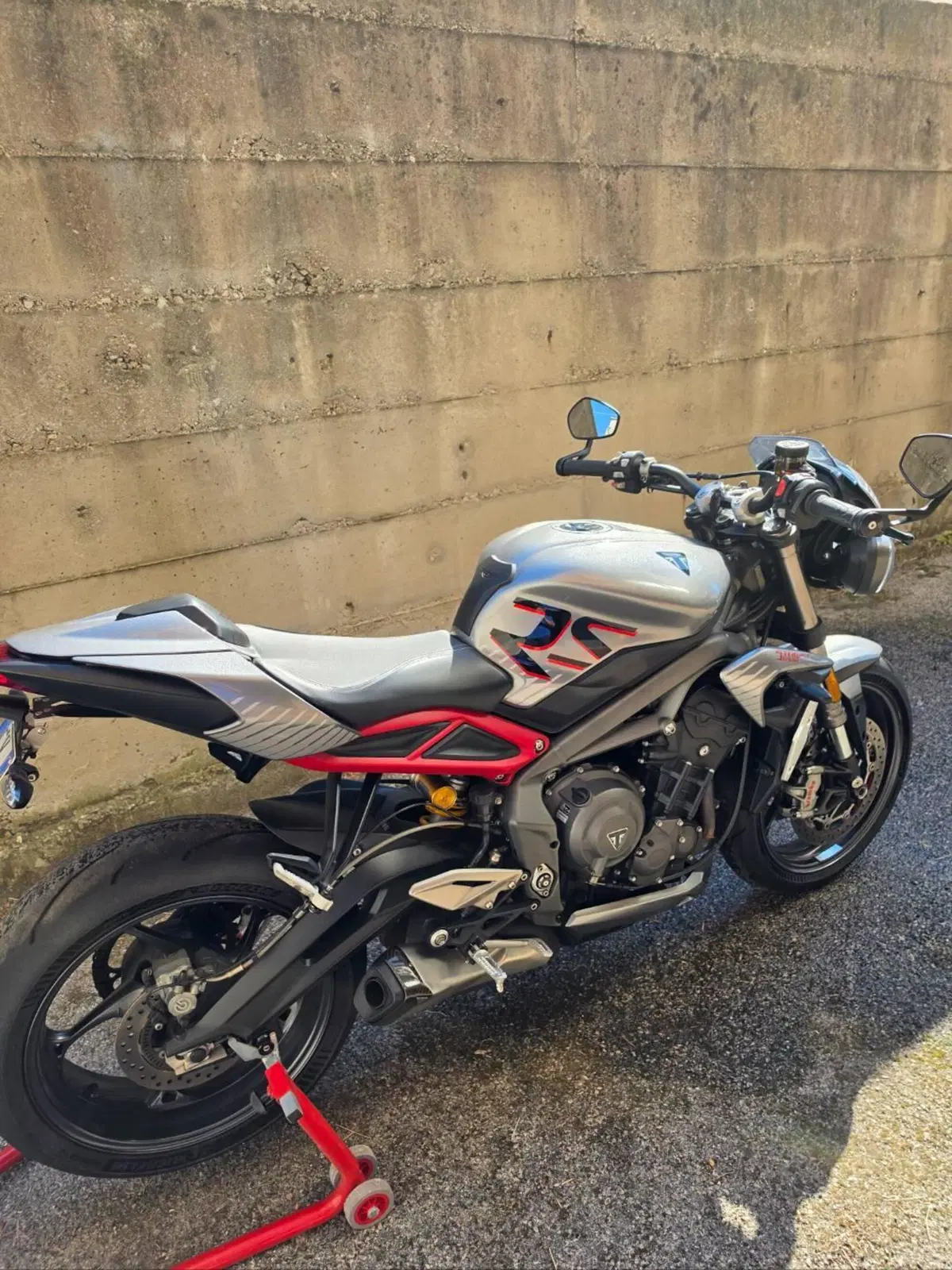 Triumph Street Triple RS (2020 - 22) (2)