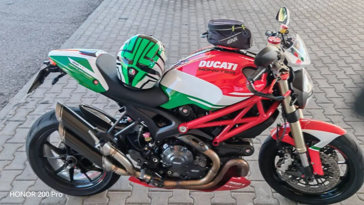 Ducati Monster 1100 Evo ABS (2011 - 13) (4)