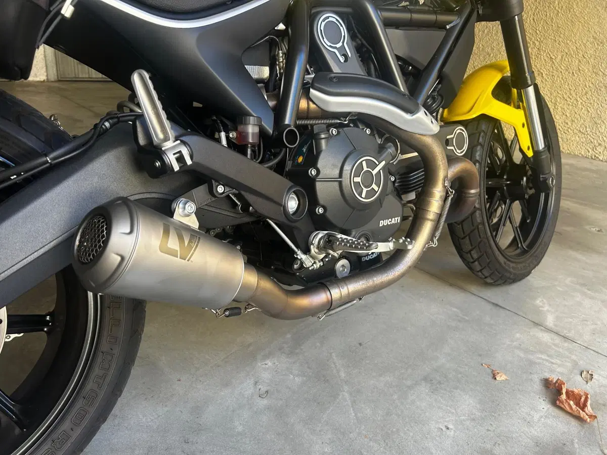 Ducati Scrambler 800 Classic (2015 - 16) (3)