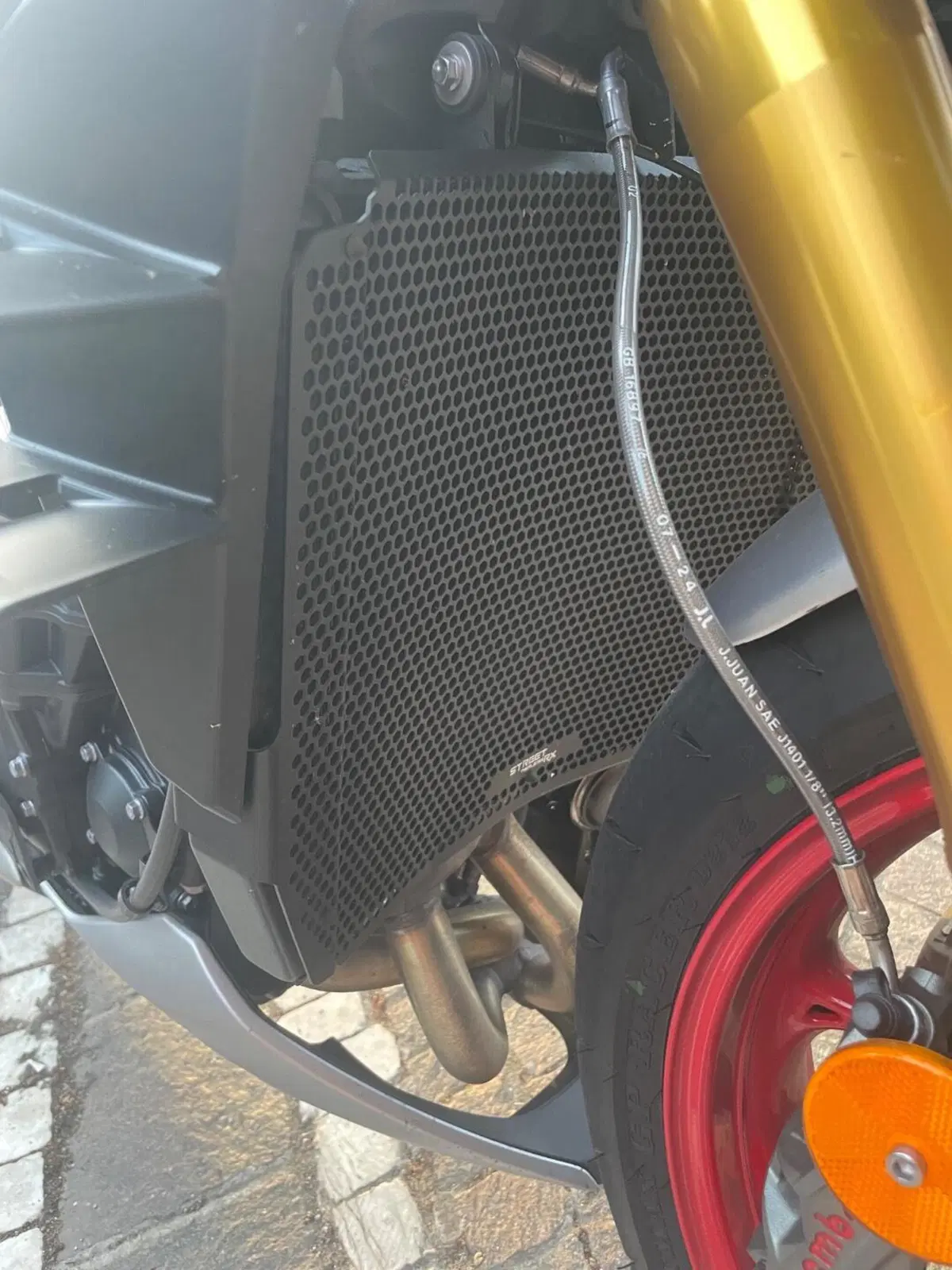 Triumph Street Triple 765 RX (2026) (11)