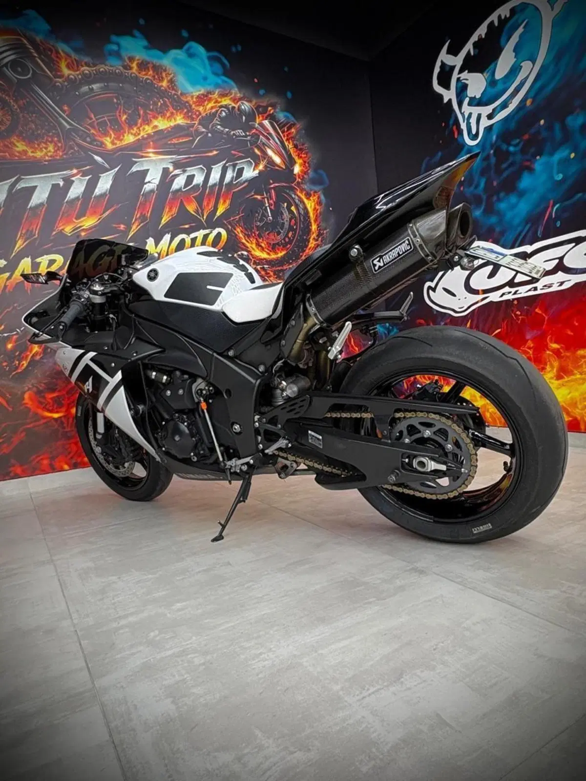 Yamaha YZF R1 (2015 - 16) (6)