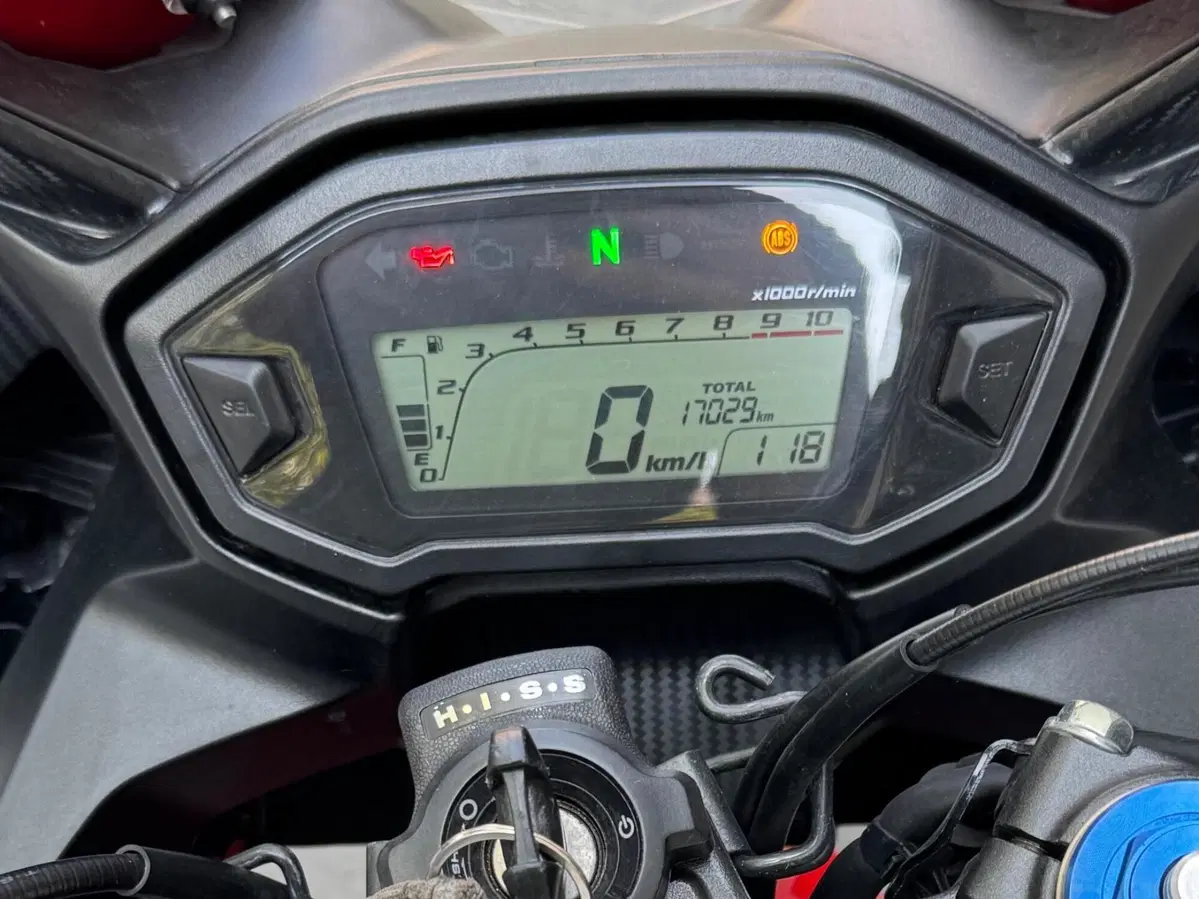 Honda CBR 500 R ABS (2017 - 18) (7)