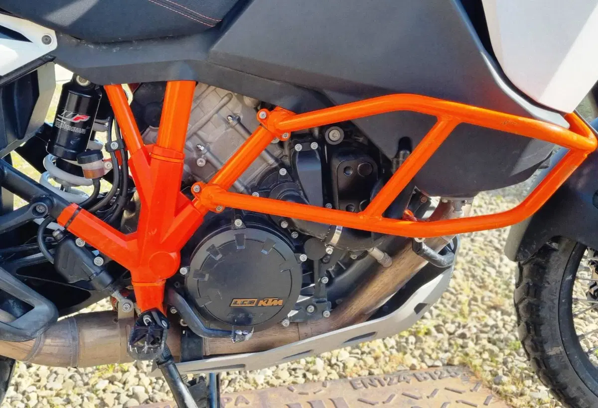 KTM 1090 Adventure R (2017 - 19) (4)