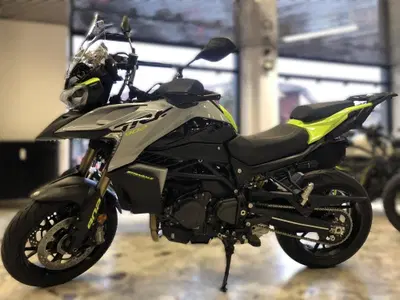 Benelli TRK 902 Stradale (2026) nuova